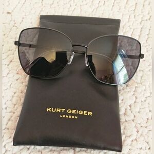 Kurt Geiger Black Gradient Sunglasses With Case-NWOT